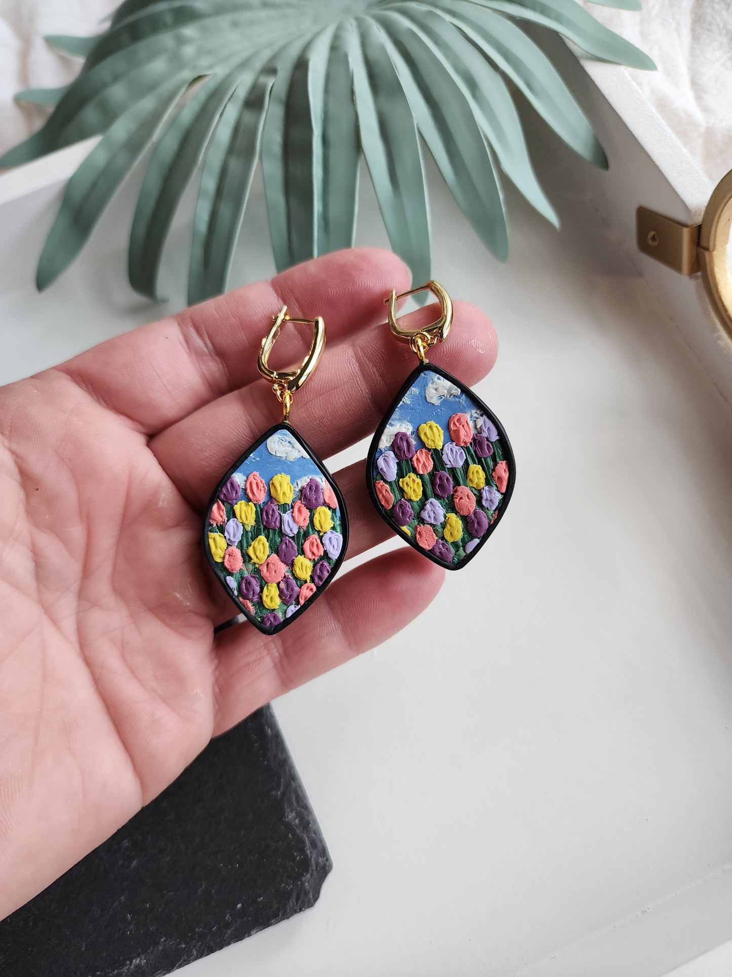 Tulip Vignette Dangles
