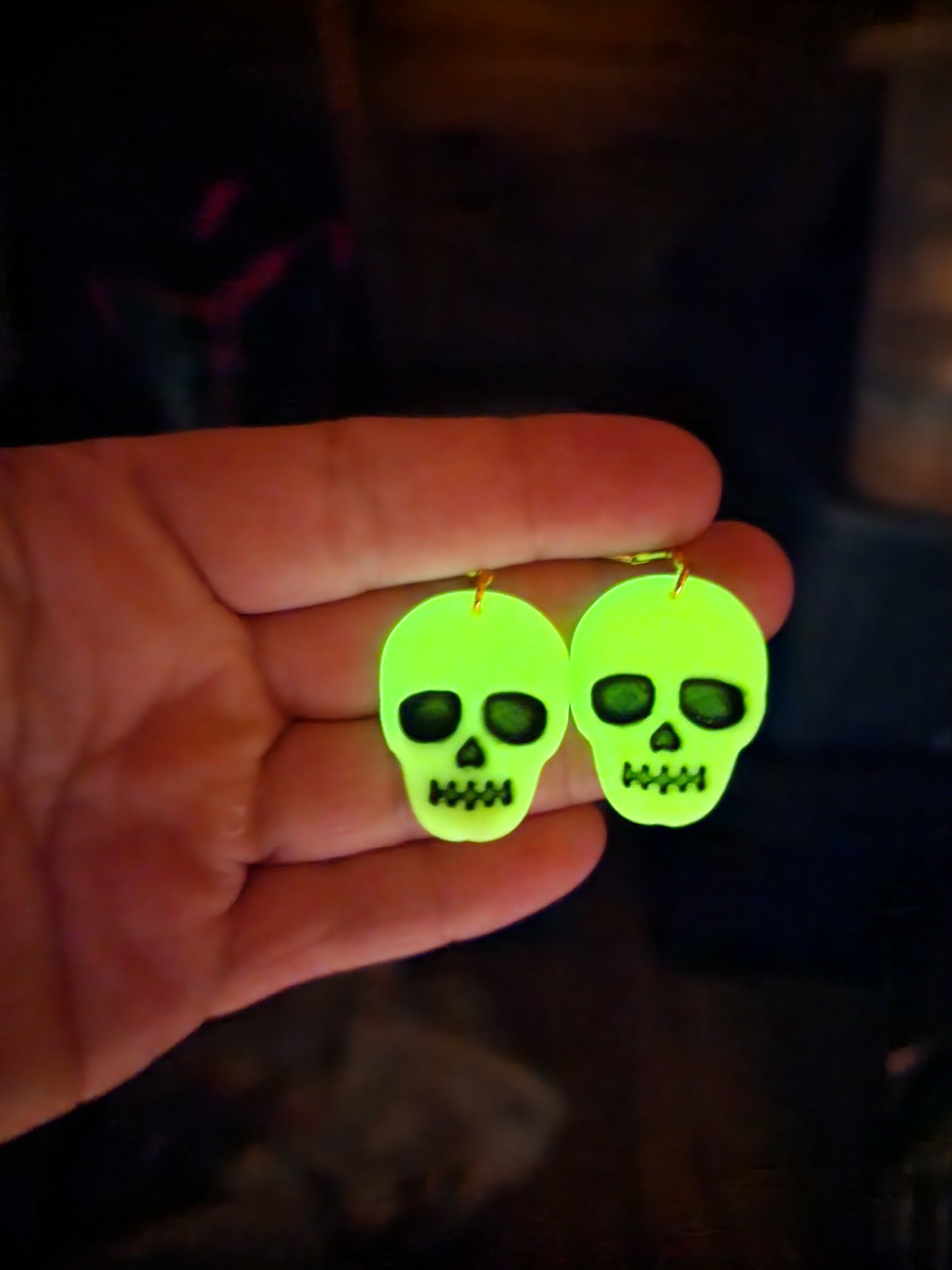 Glow-in-the-dark Skulls